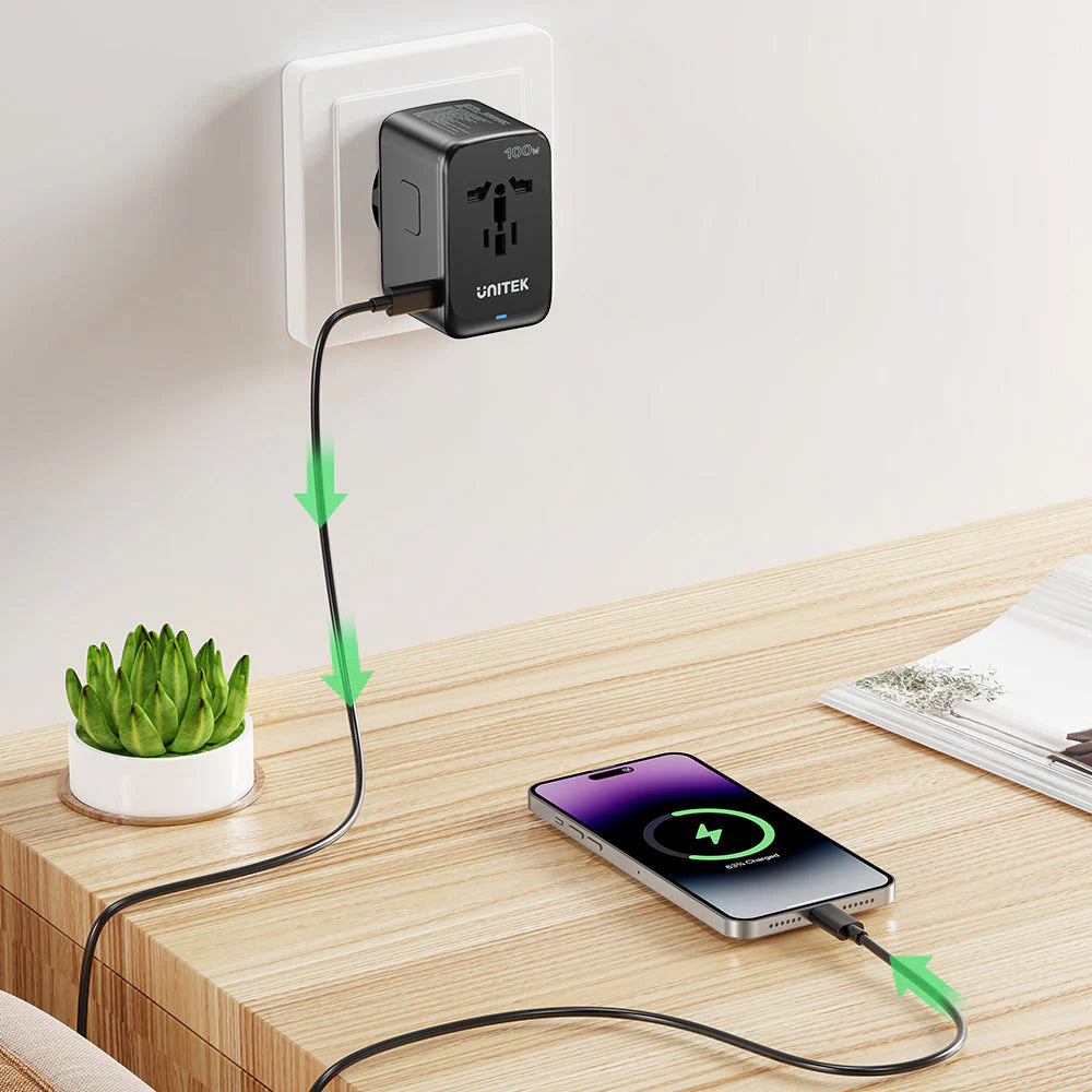 UNITEK GaN 100W Universal Travel Adapter